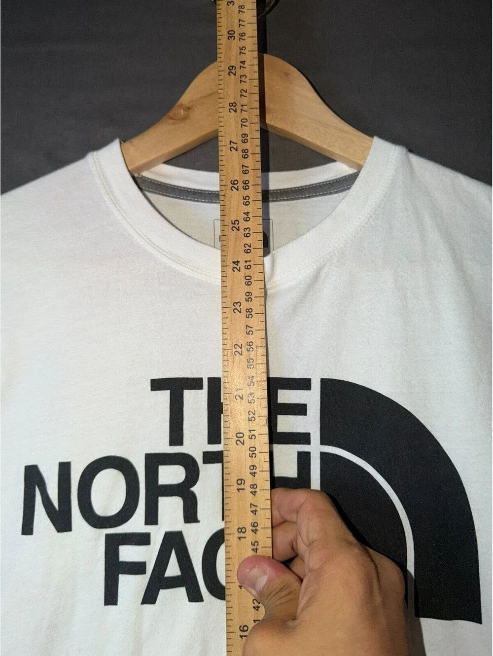 The North Face Men’s S White Logo T‑Shirt 100% Cotton Standard Fit